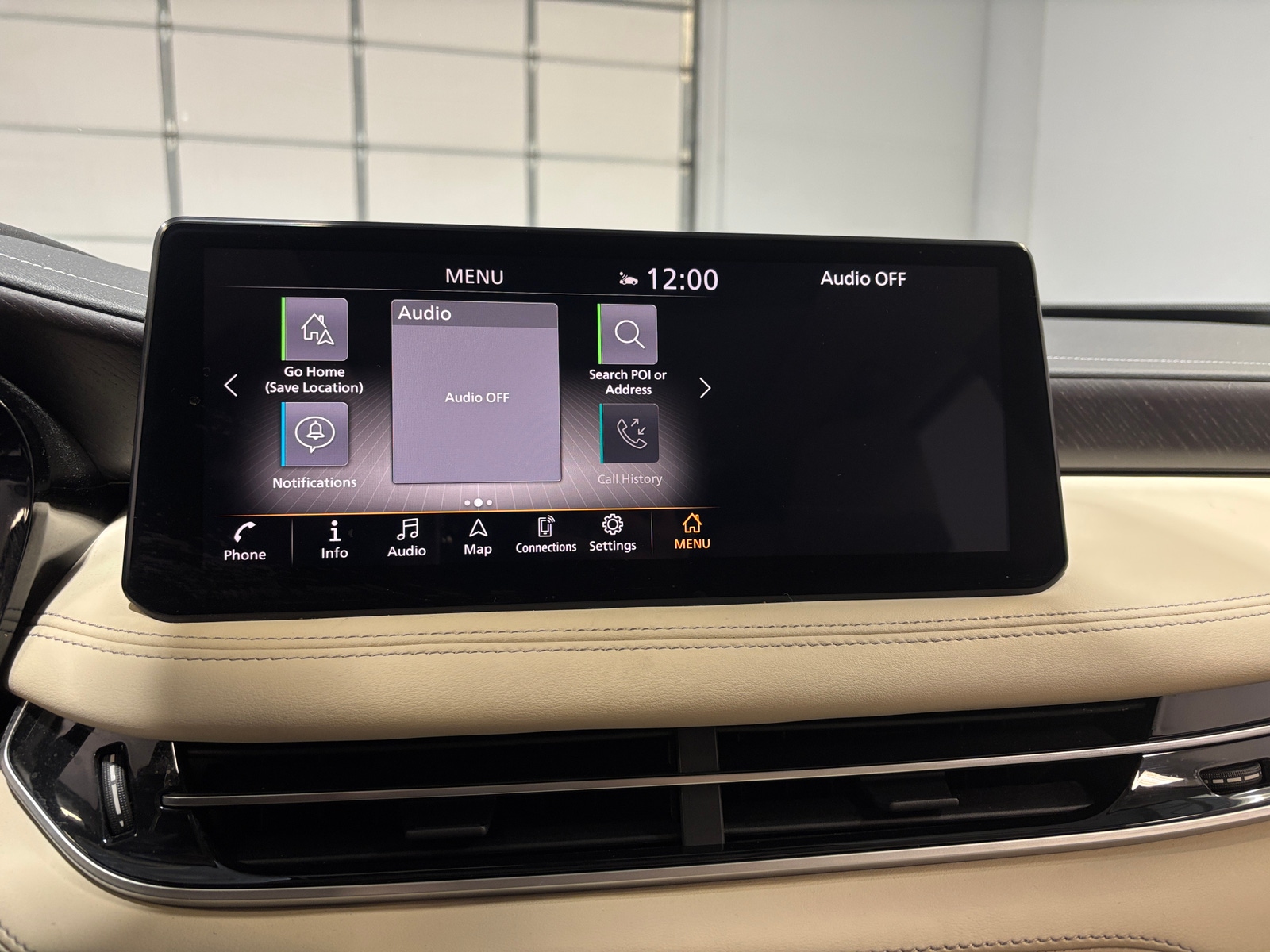 Thumbnail: 2023 INFINITI QX60 - 3