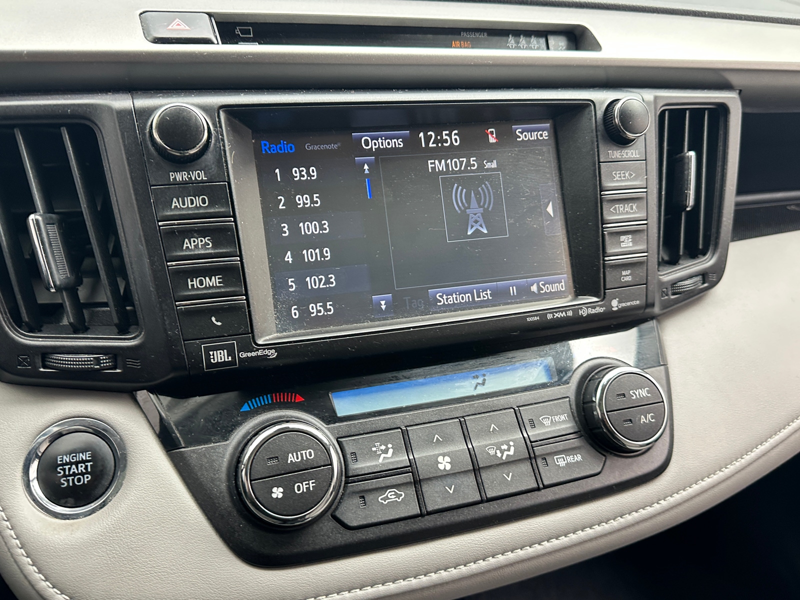 Thumbnail: 2017 Toyota RAV4 - 3