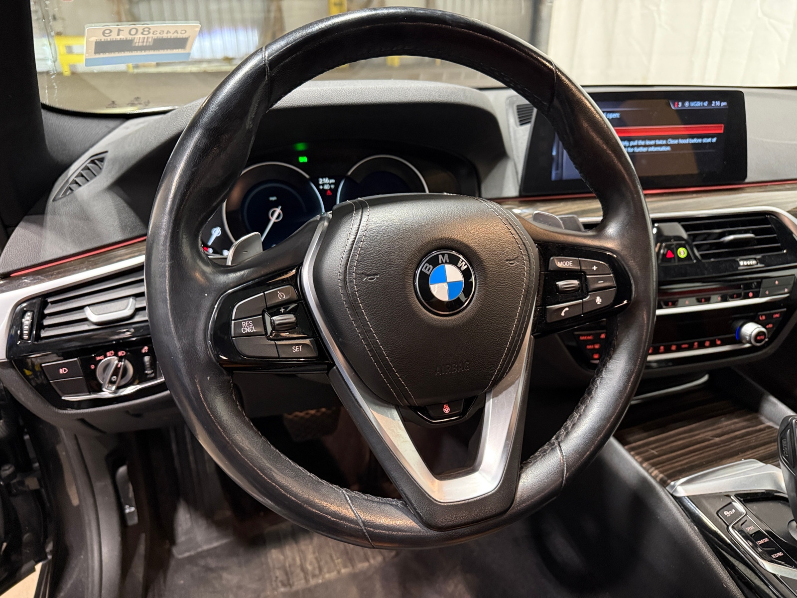 Thumbnail: 2018 BMW 5 Series - 4