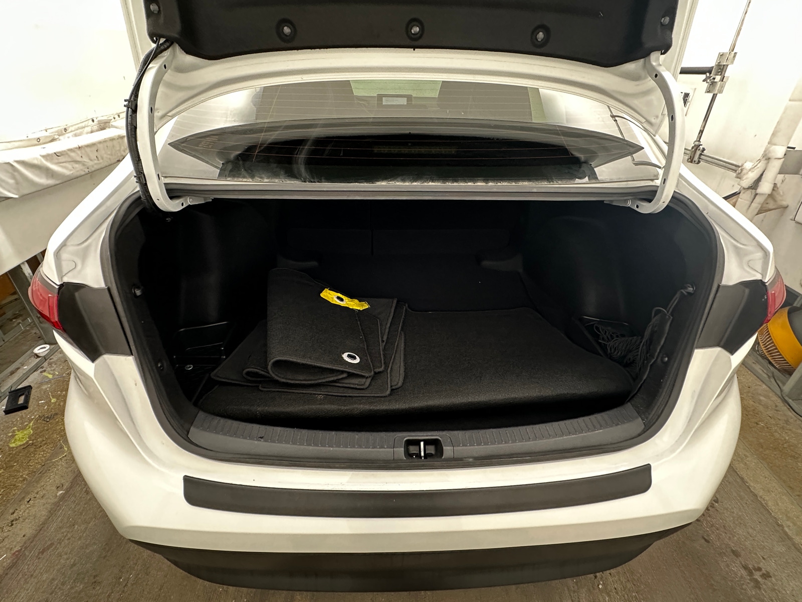 Thumbnail: 2024 Toyota Corolla - 6