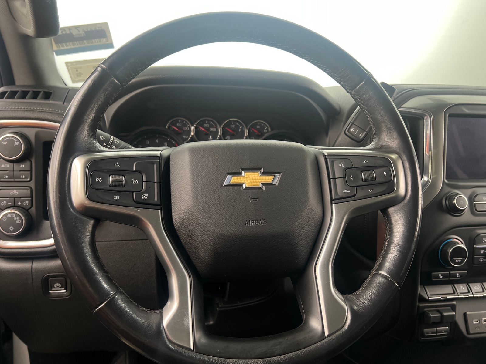 Thumbnail: 2019 Chevrolet Silverado 1500 - 5