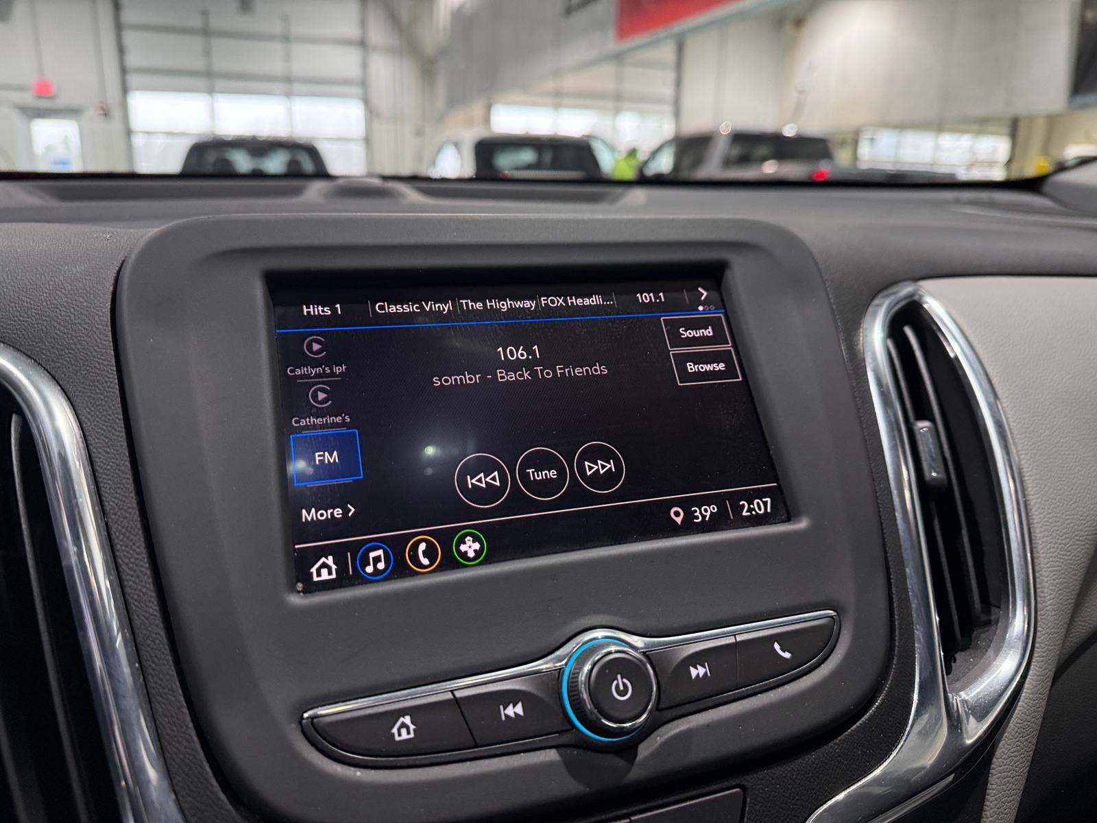 Thumbnail: 2024 Chevrolet Equinox - 4