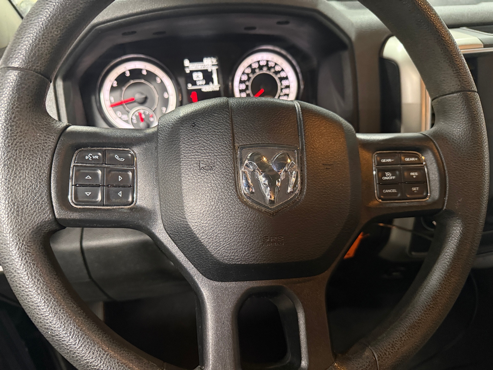 Thumbnail: 2020 RAM 1500 Classic - 5