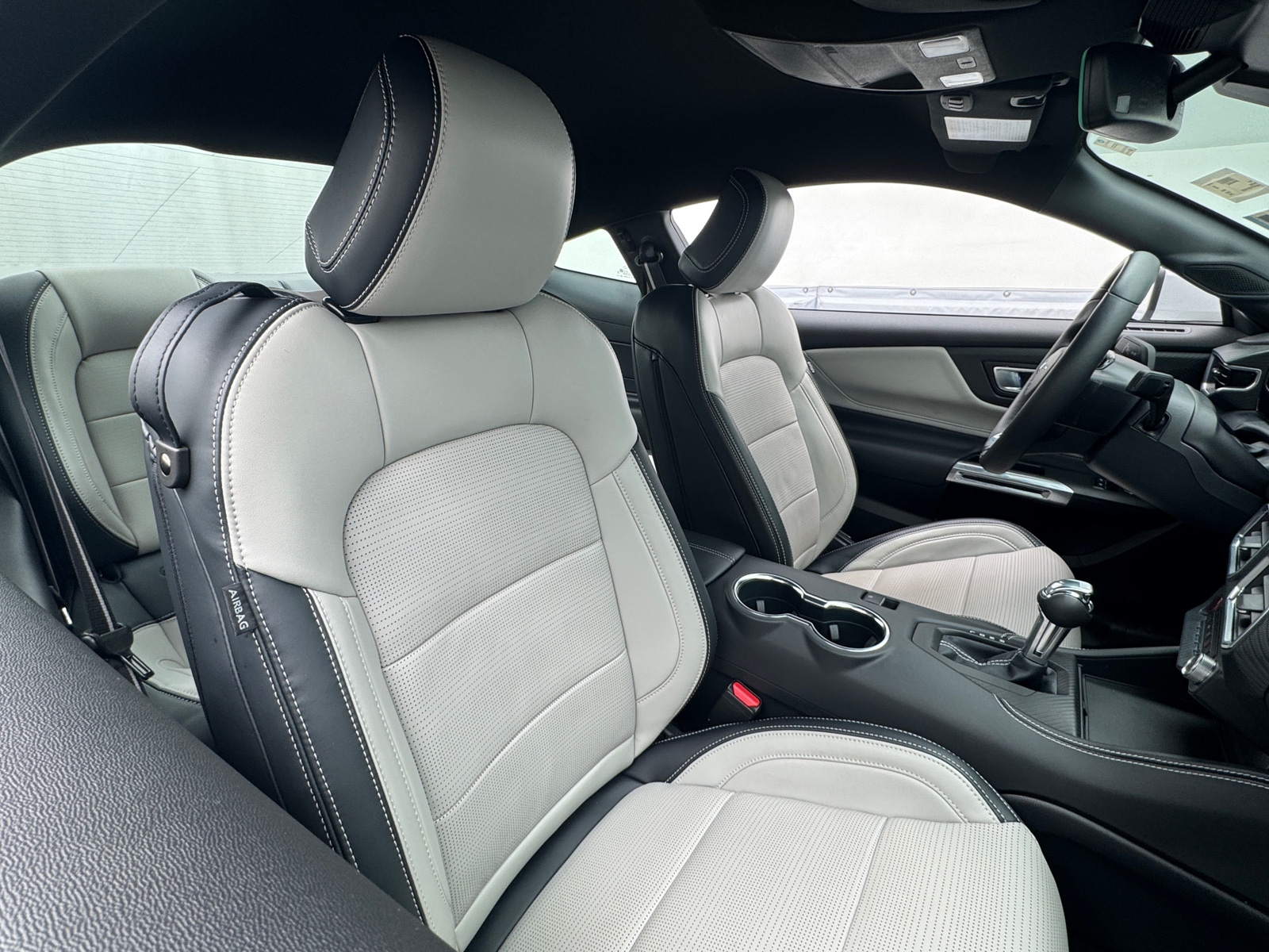 Thumbnail: 2025 Ford Mustang - 2