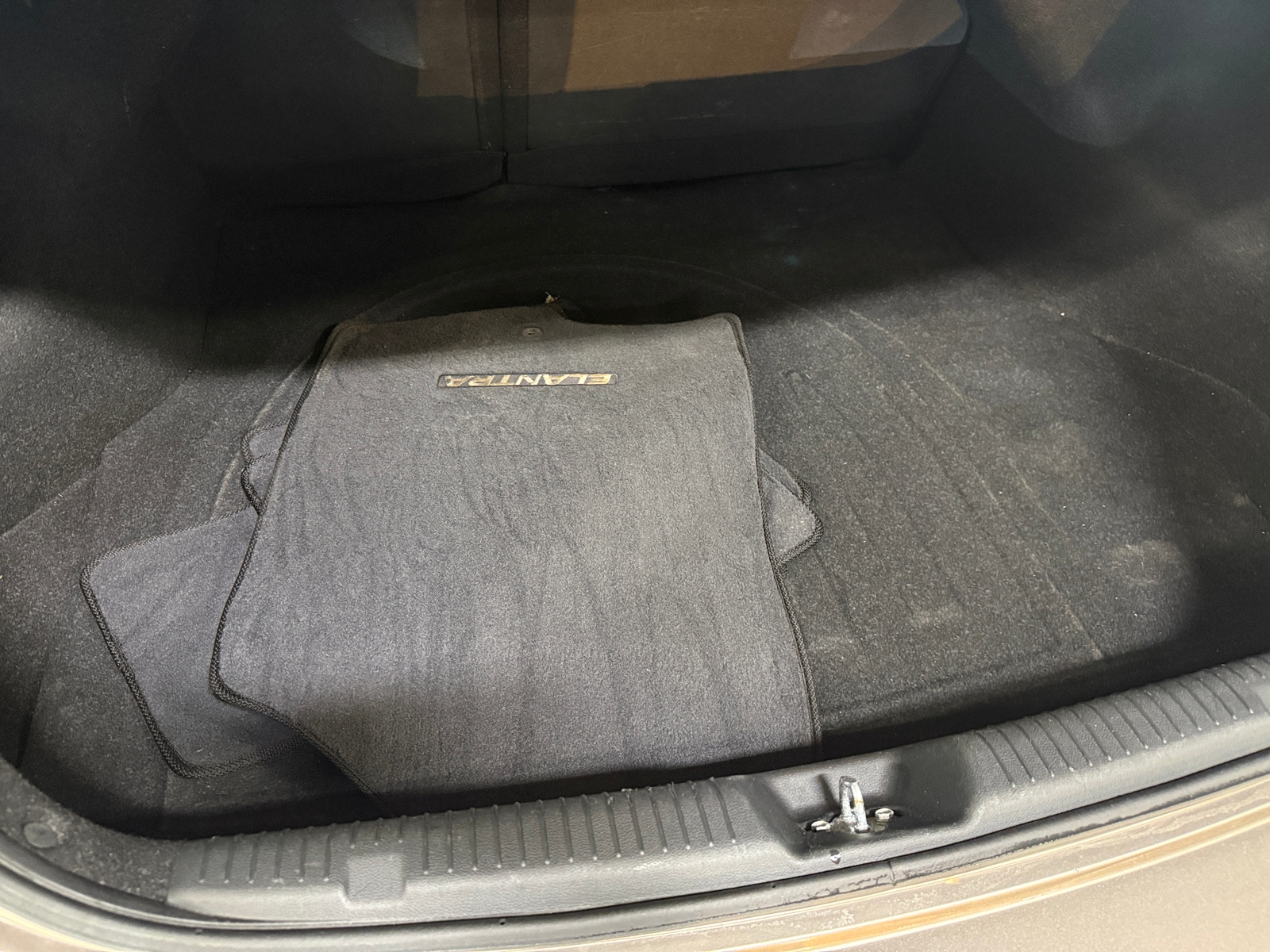 Thumbnail: 2016 Hyundai Elantra - 7