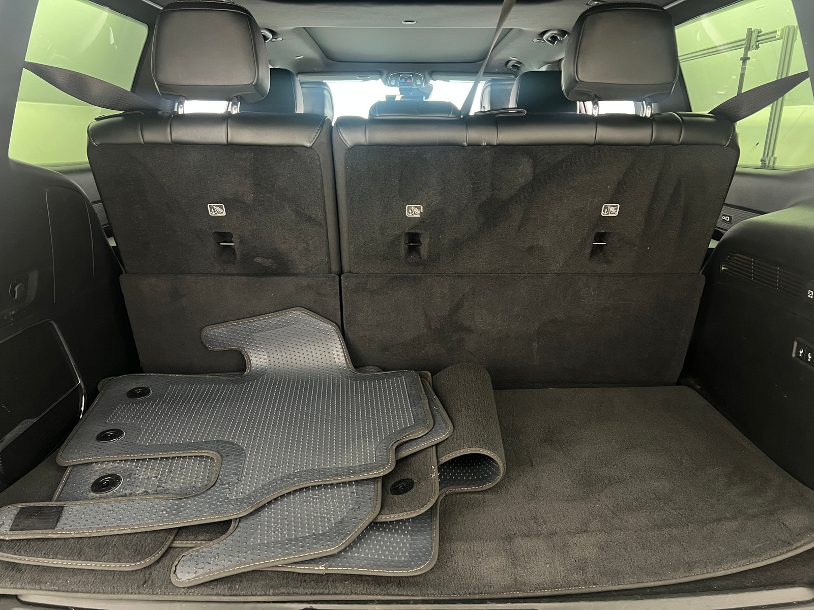 Thumbnail: 2023 Jeep Wagoneer - 6