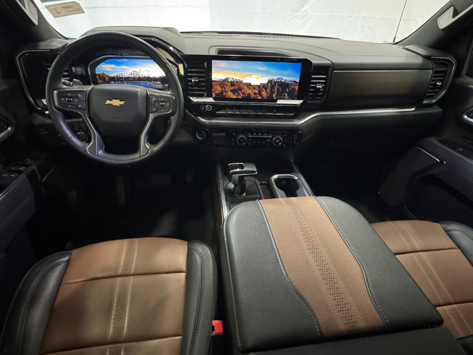 Thumbnail: 2025 Chevrolet Silverado 1500 - 2