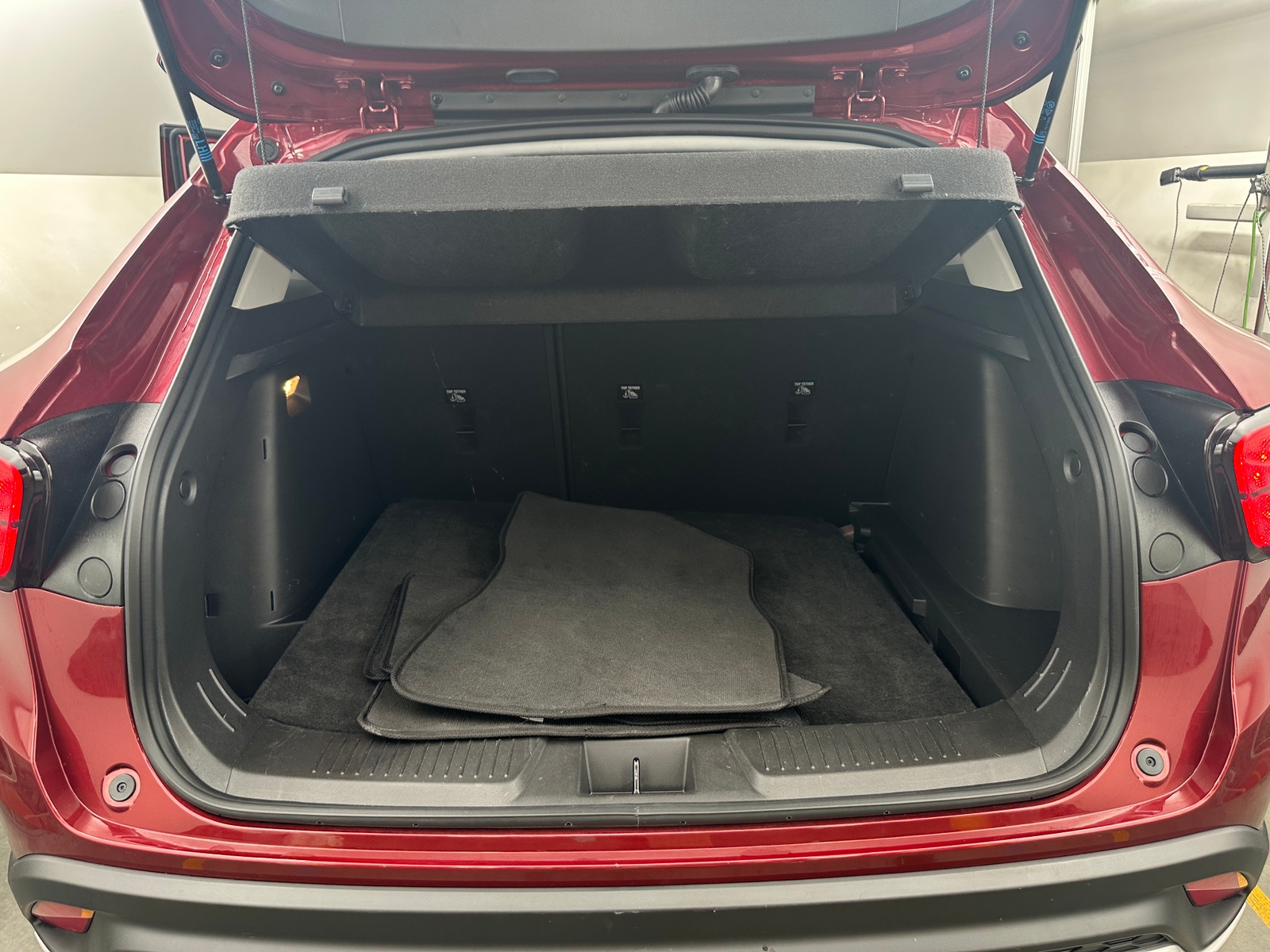 Thumbnail: 2025 Chevrolet Trax - 7