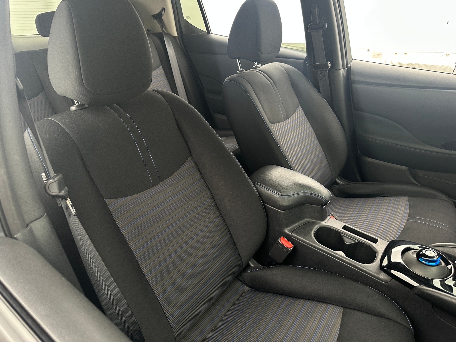 Thumbnail: 2022 Nissan Leaf - 2