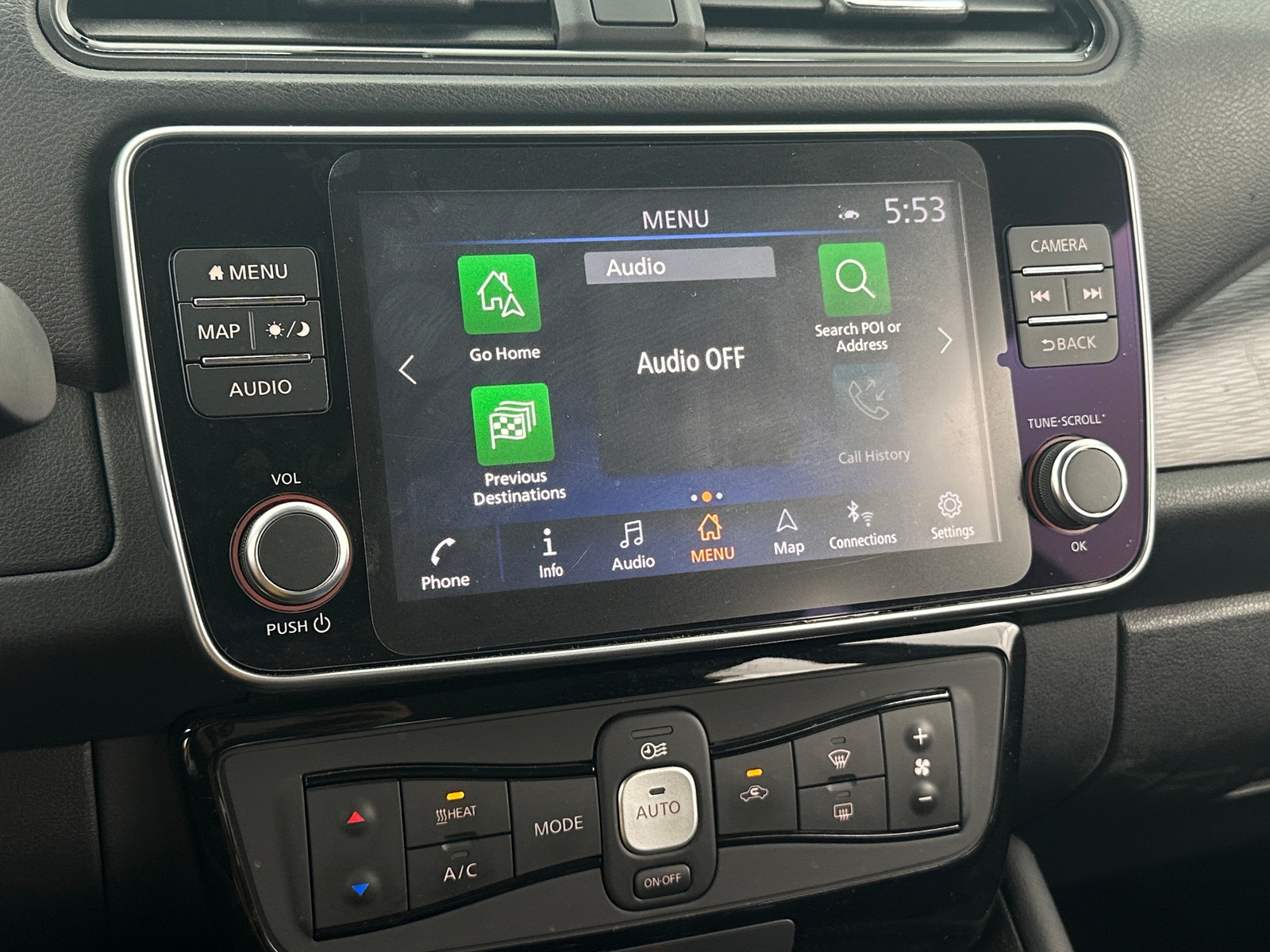 Thumbnail: 2022 Nissan Leaf - 4