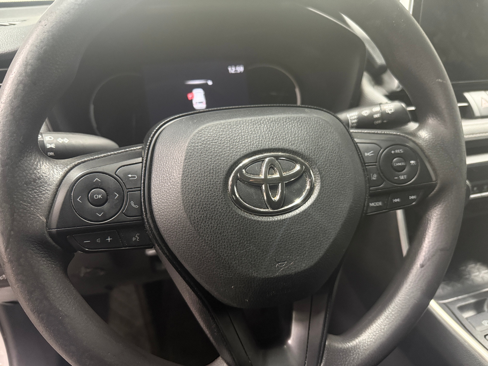 Thumbnail: 2023 Toyota RAV4 - 5