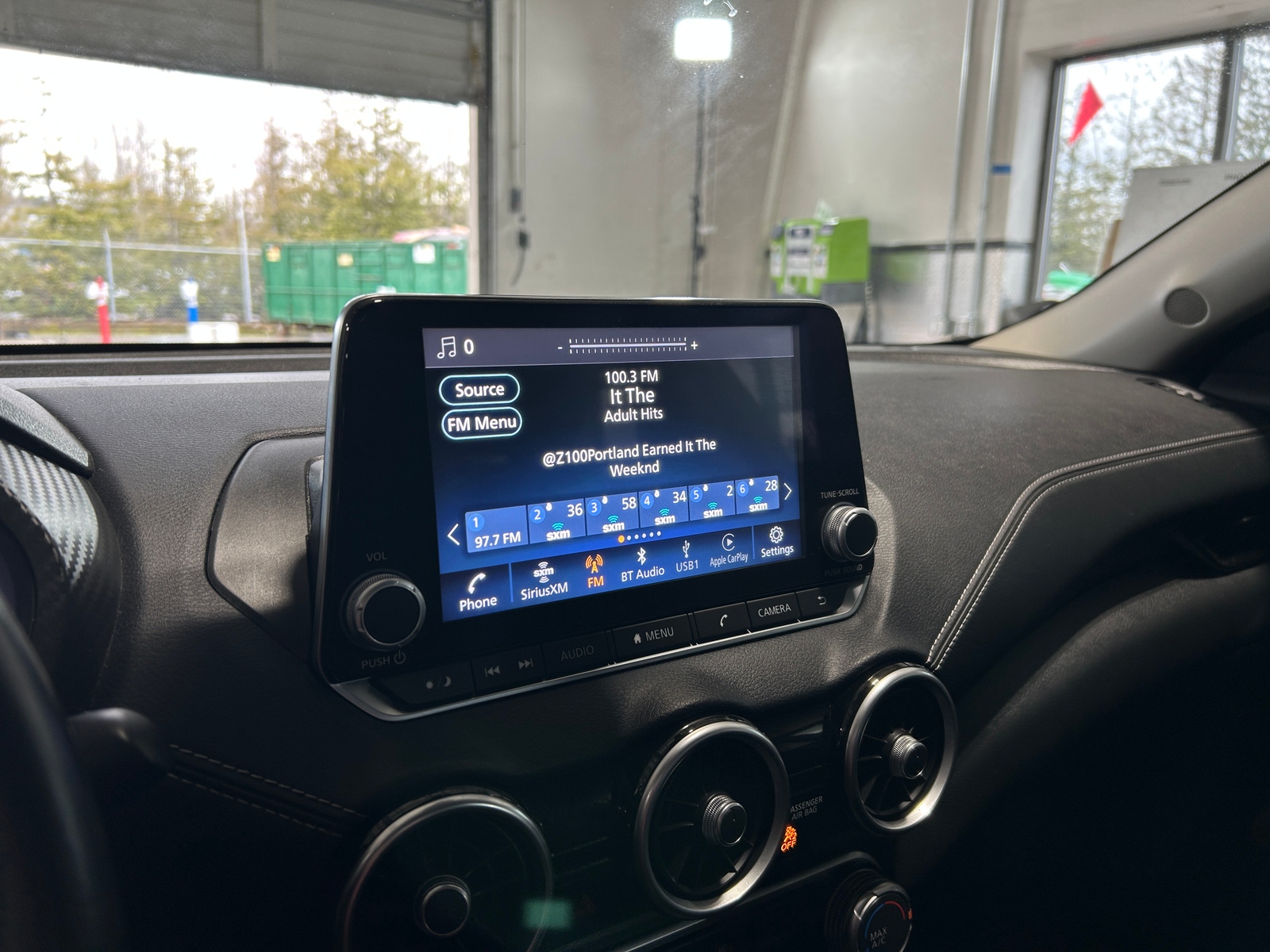 Thumbnail: 2022 Nissan Sentra - 4