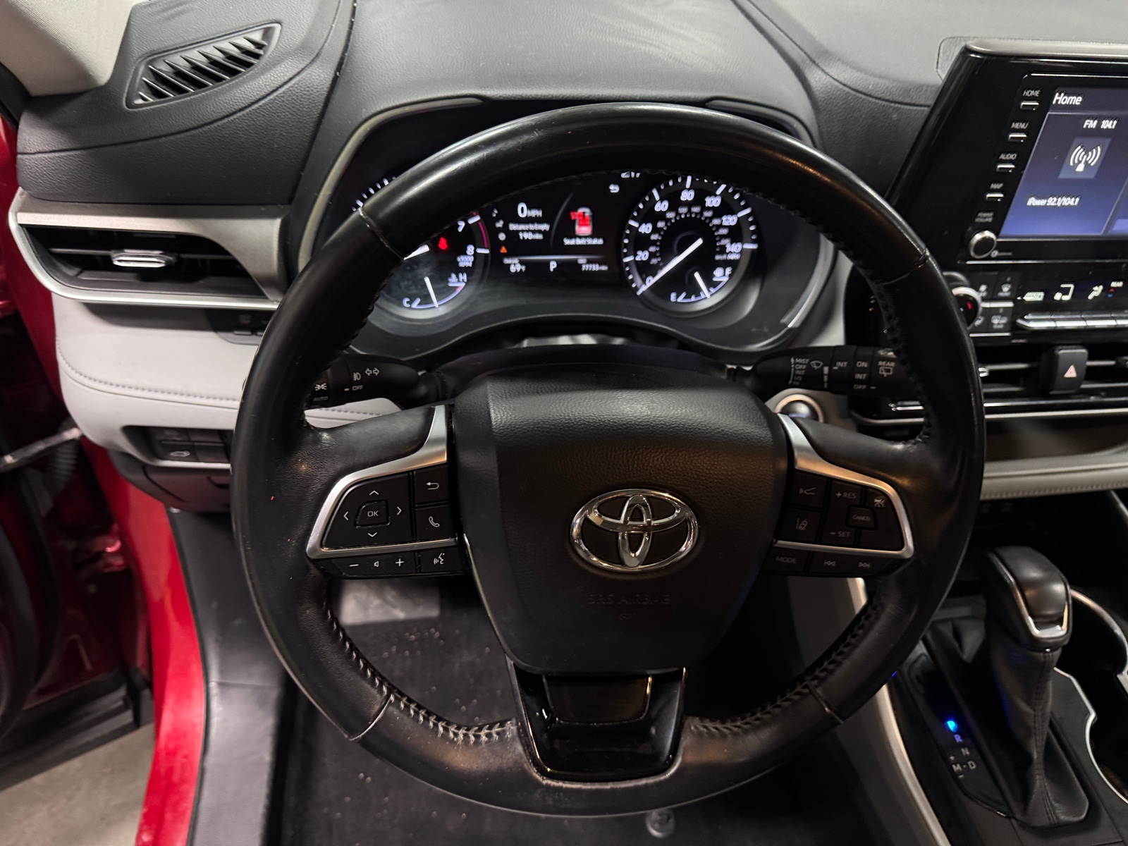 Thumbnail: 2020 Toyota Highlander - 4