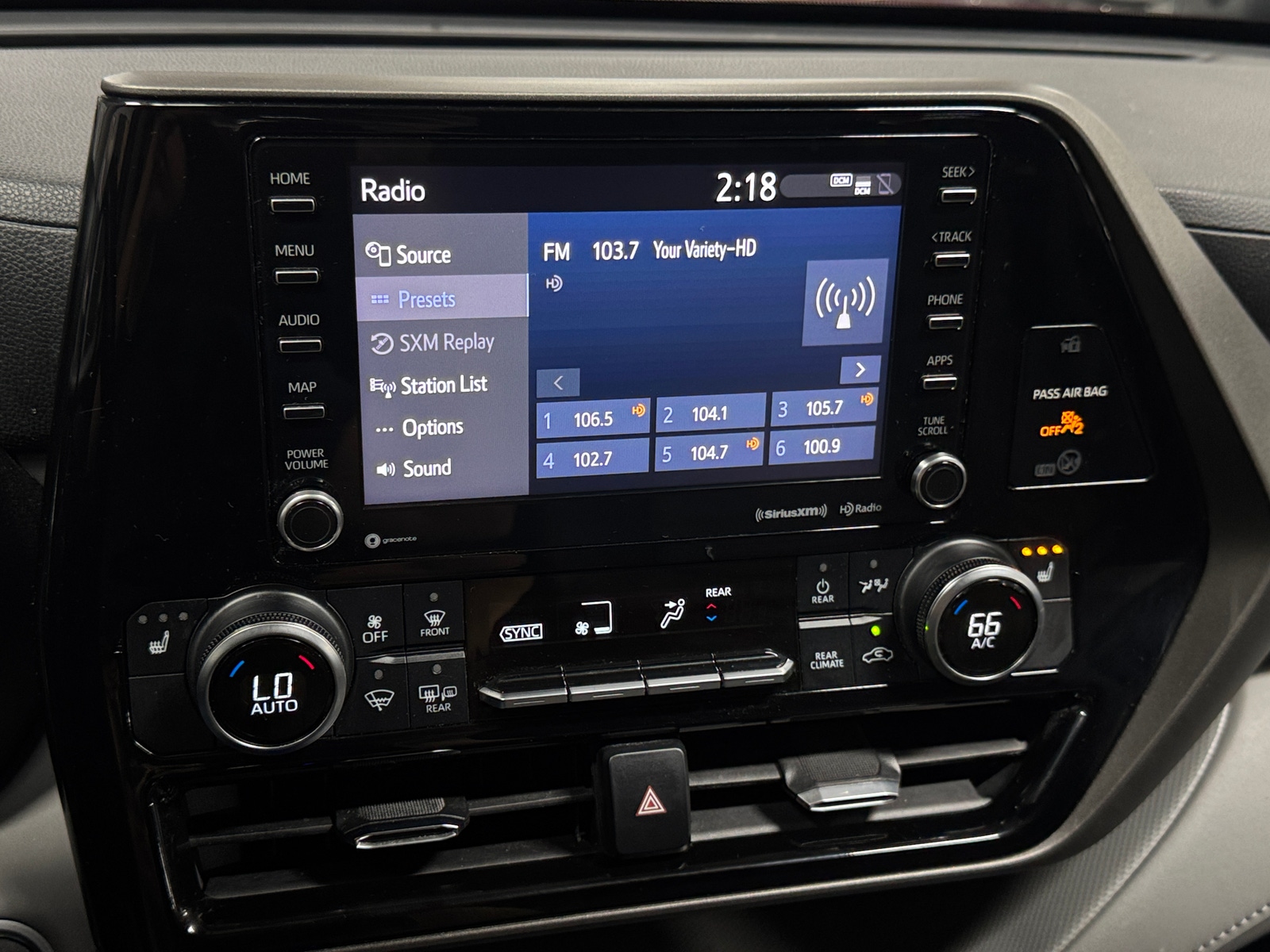 Thumbnail: 2020 Toyota Highlander - 3