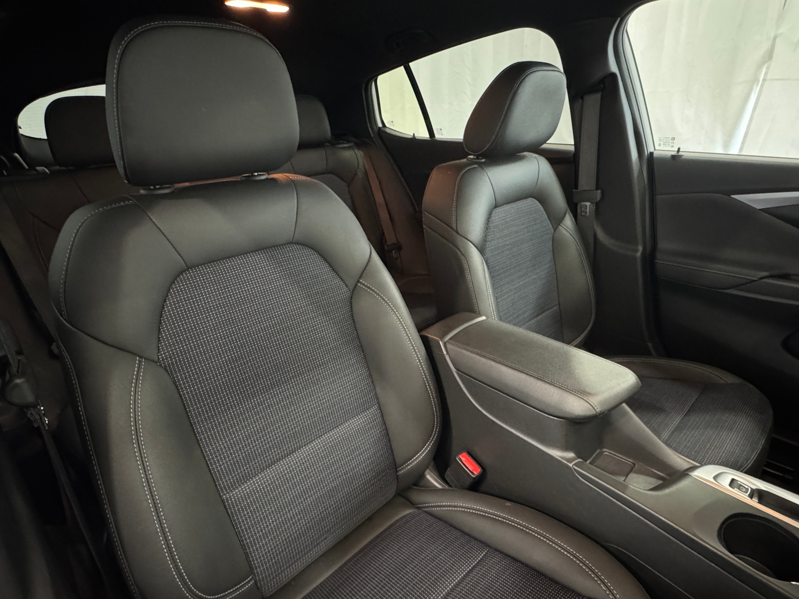 Thumbnail: 2025 Buick Envista - 2