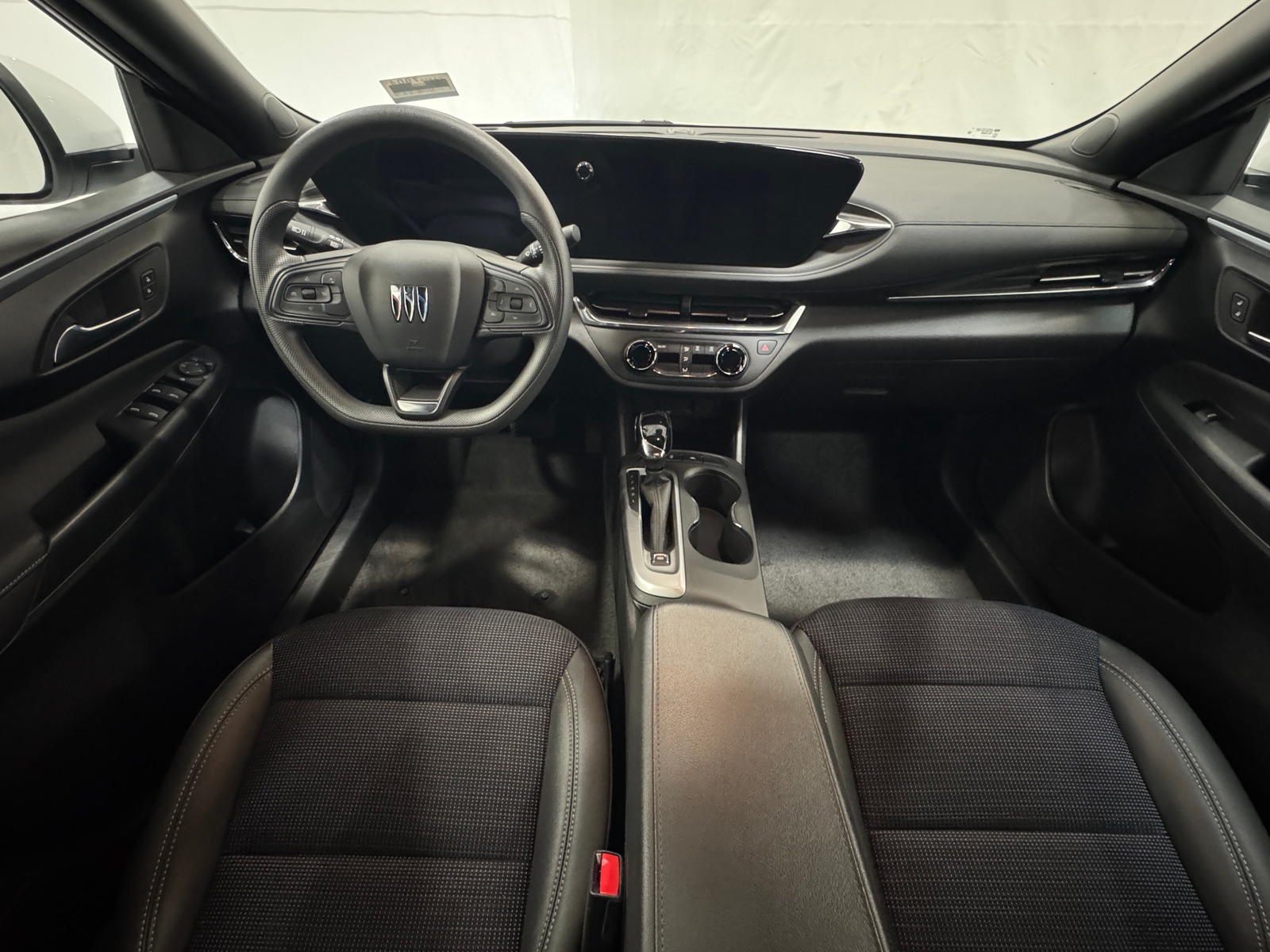 Thumbnail: 2025 Buick Envista - 3