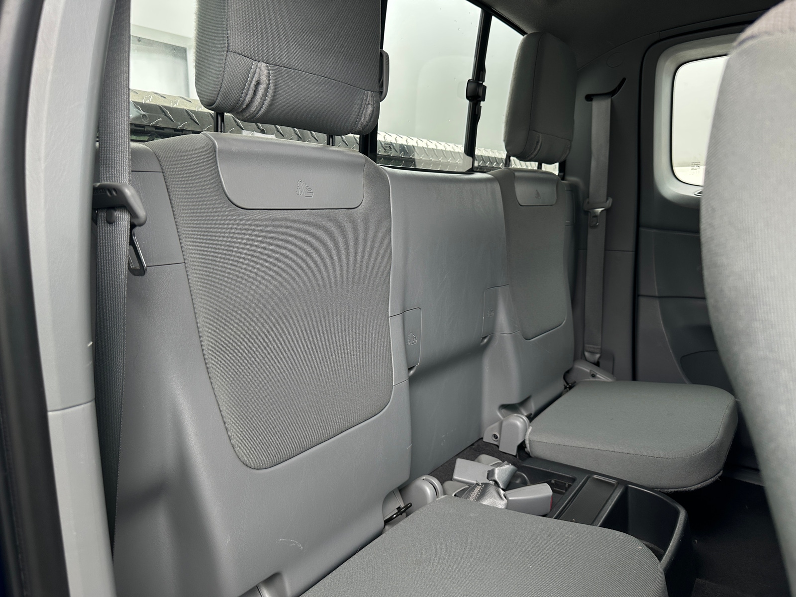 Thumbnail: 2014 Toyota Tacoma - 6