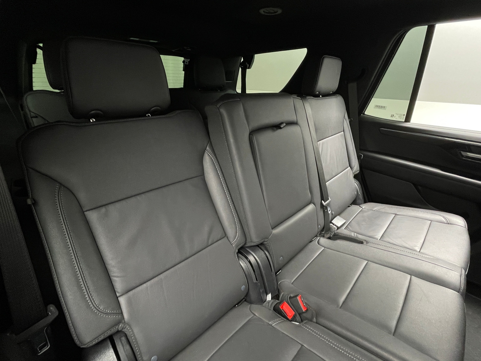 Thumbnail: 2025 Chevrolet Tahoe - 5