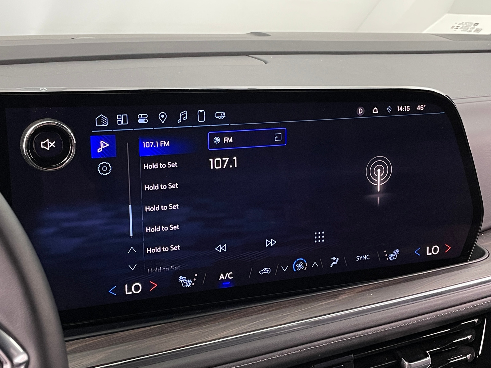 Thumbnail: 2025 Chevrolet Tahoe - 3