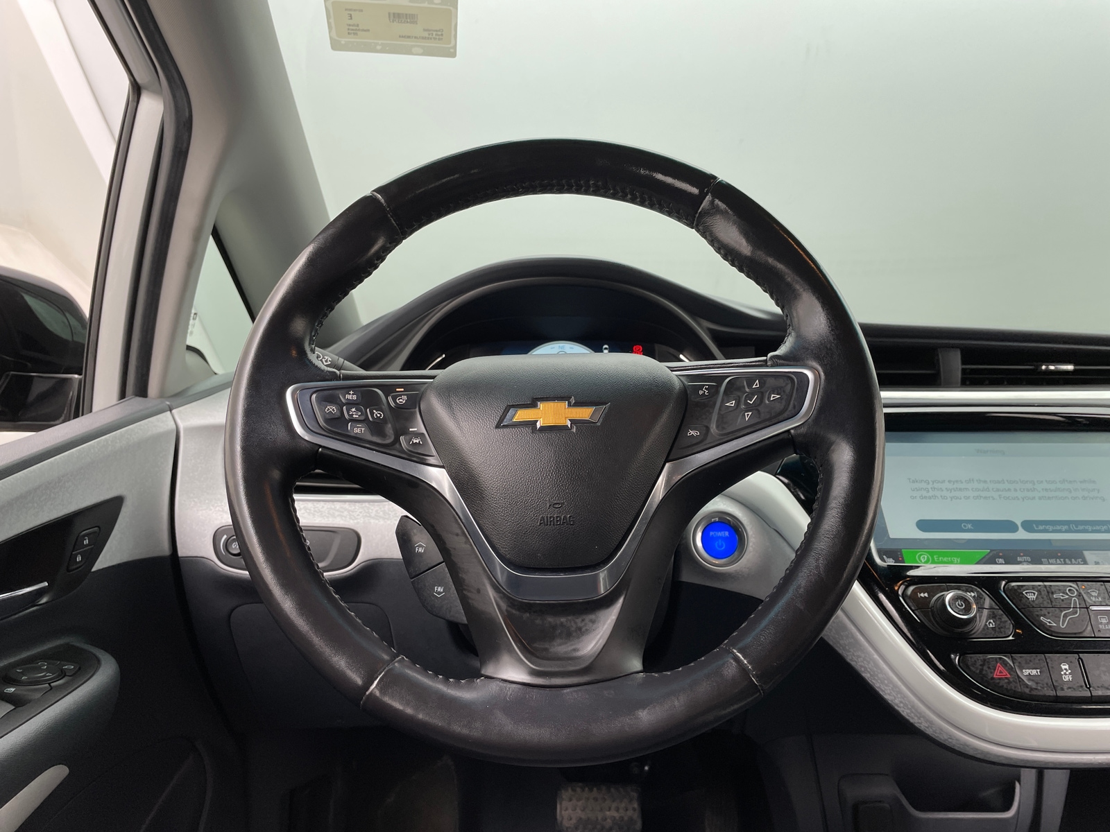 Thumbnail: 2018 Chevrolet Bolt EV - 4