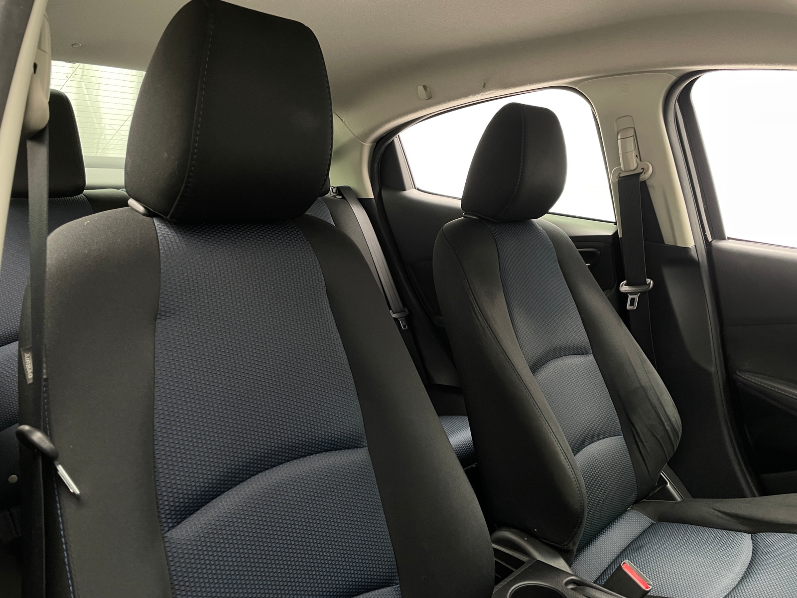 Thumbnail: 2017 Toyota Yaris iA - 2