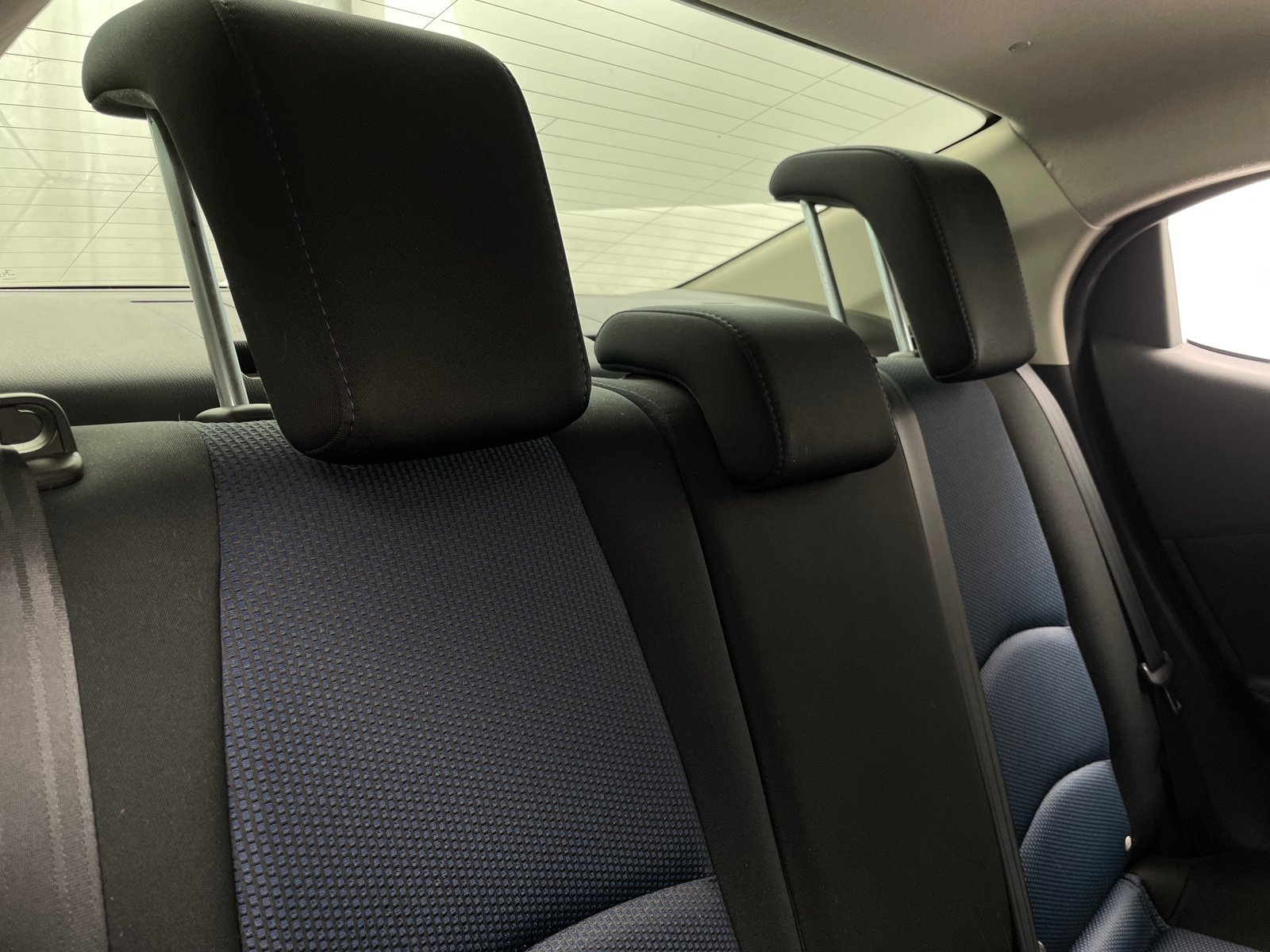 Thumbnail: 2017 Toyota Yaris iA - 6