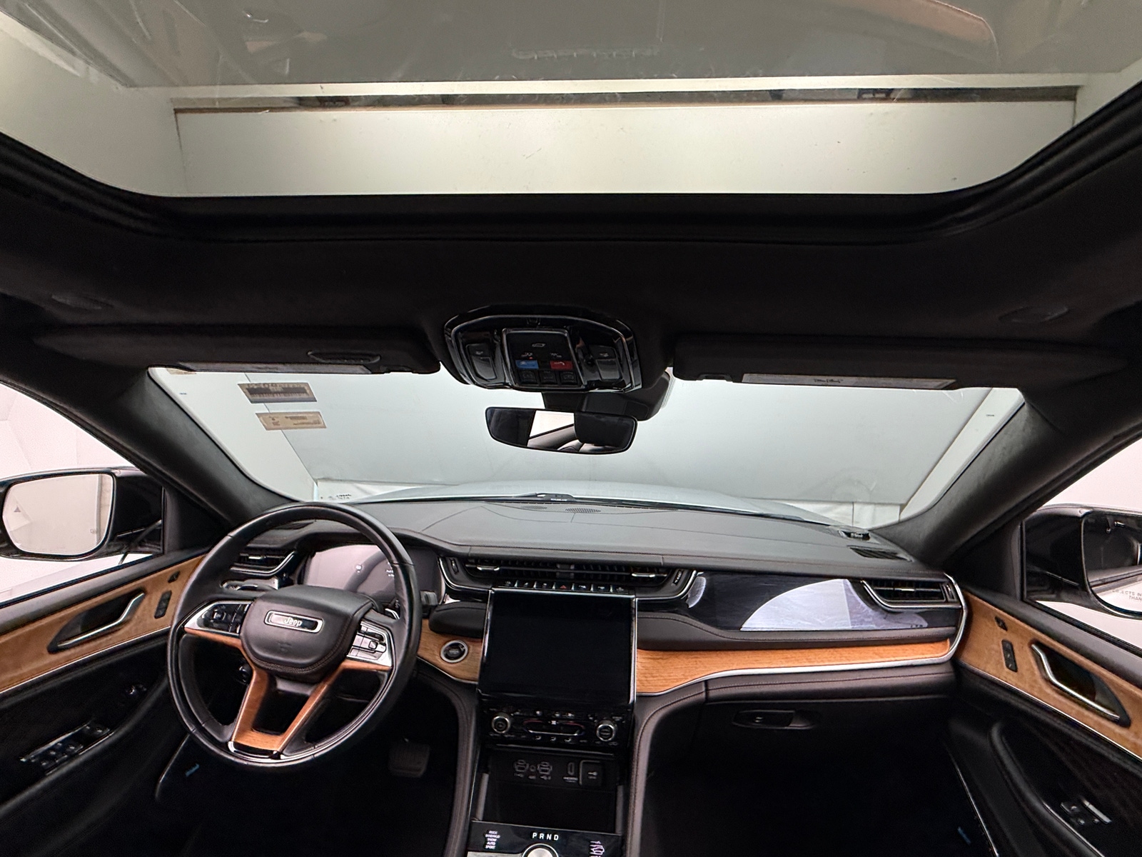 Thumbnail: 2023 Jeep Grand Cherokee L - 2