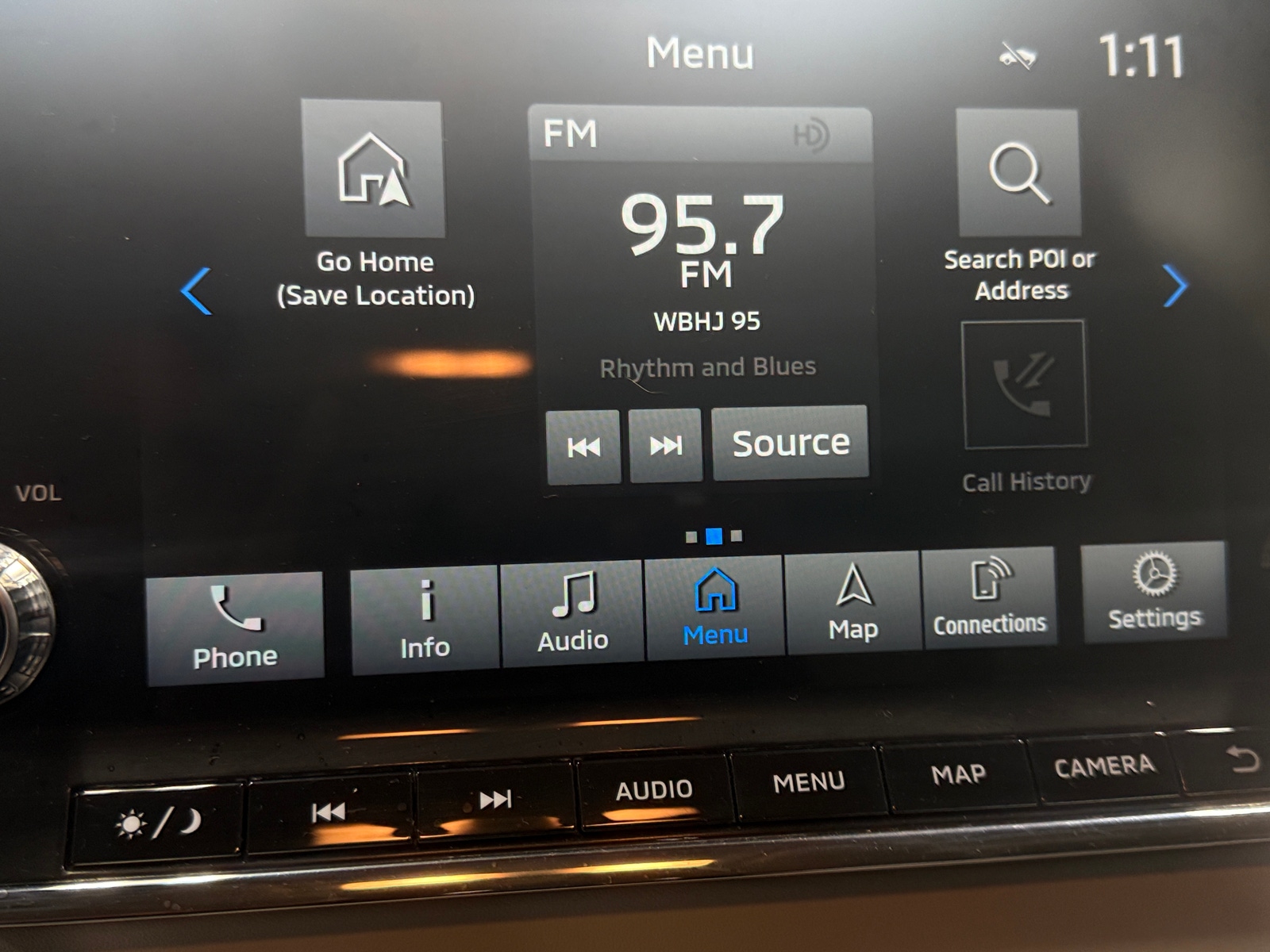 Thumbnail: 2023 Mitsubishi Outlander - 3