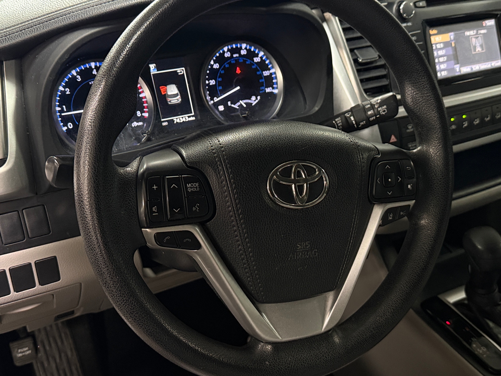 Thumbnail: 2017 Toyota Highlander - 5