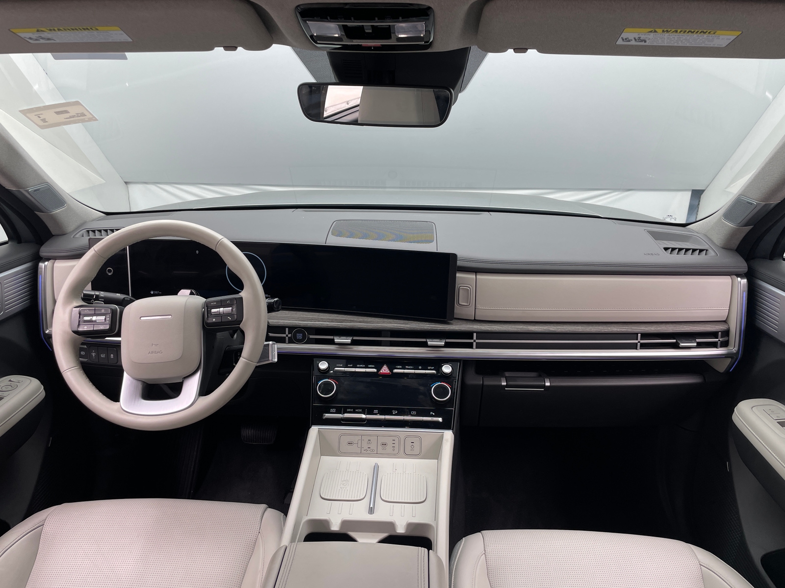 Thumbnail: 2024 Hyundai Santa Fe - 2