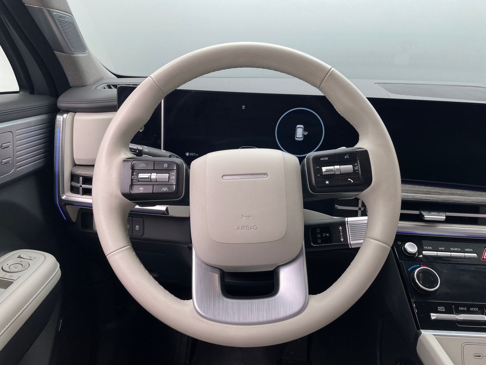 Thumbnail: 2024 Hyundai Santa Fe - 4