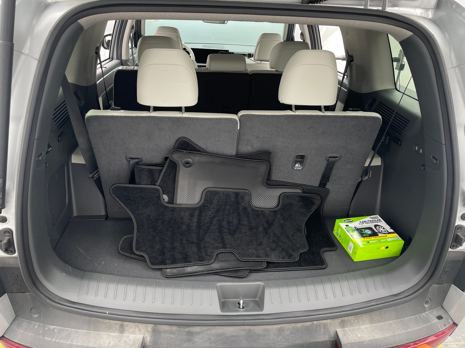 Thumbnail: 2024 Hyundai Santa Fe - 6