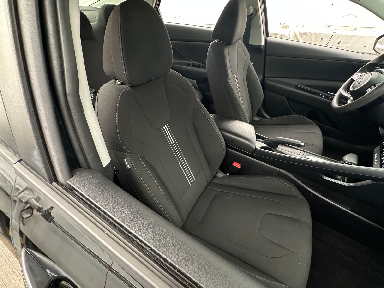 Thumbnail: 2023 Hyundai Elantra - 2