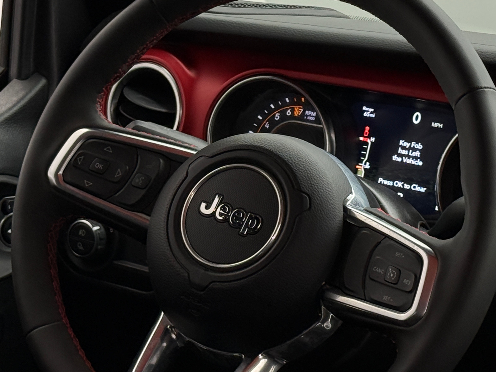 Thumbnail: 2023 Jeep Gladiator - 5