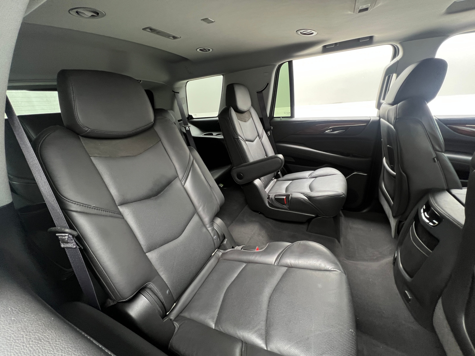 Thumbnail: 2016 Cadillac Escalade - 5