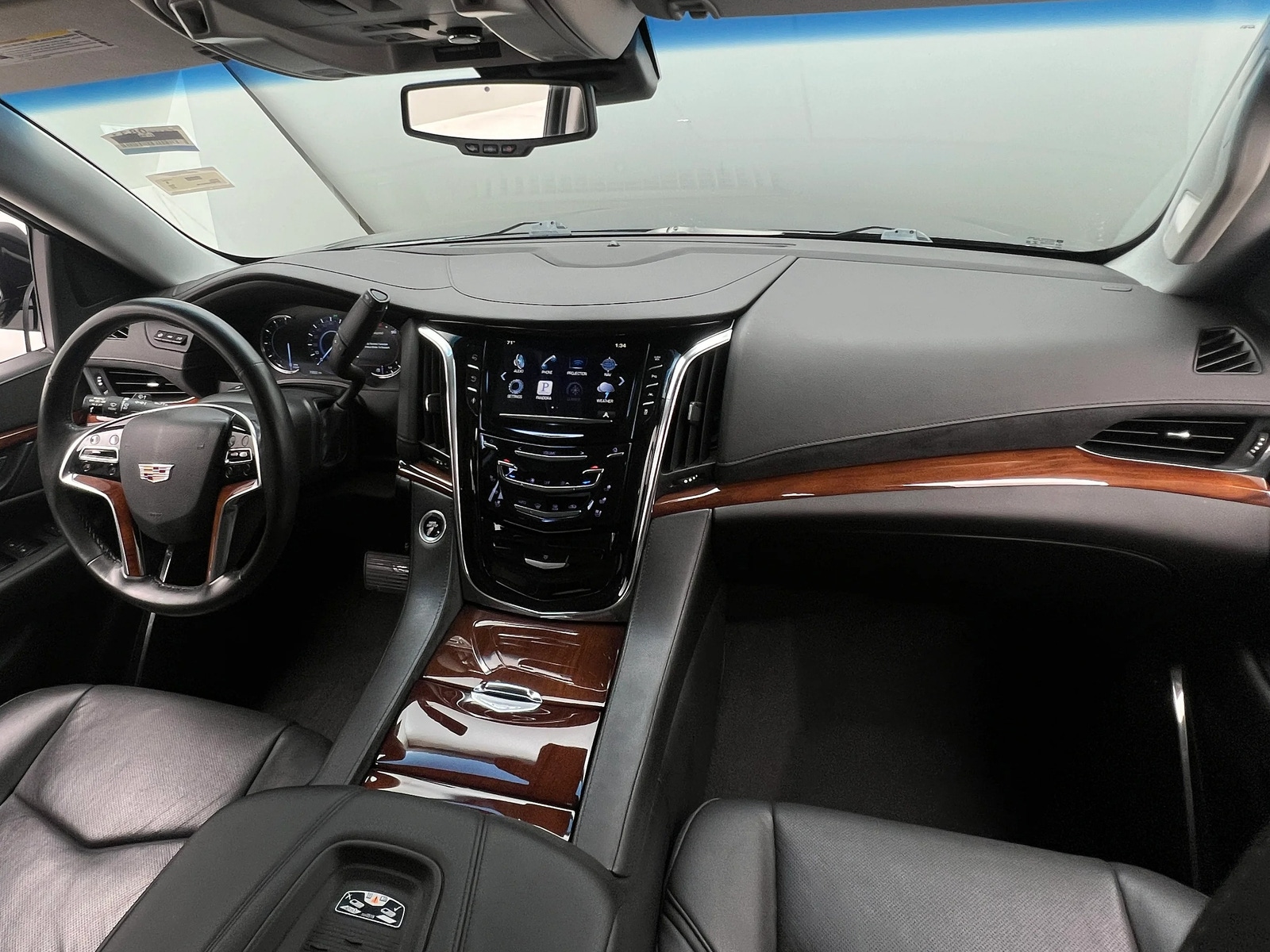 Thumbnail: 2016 Cadillac Escalade - 2