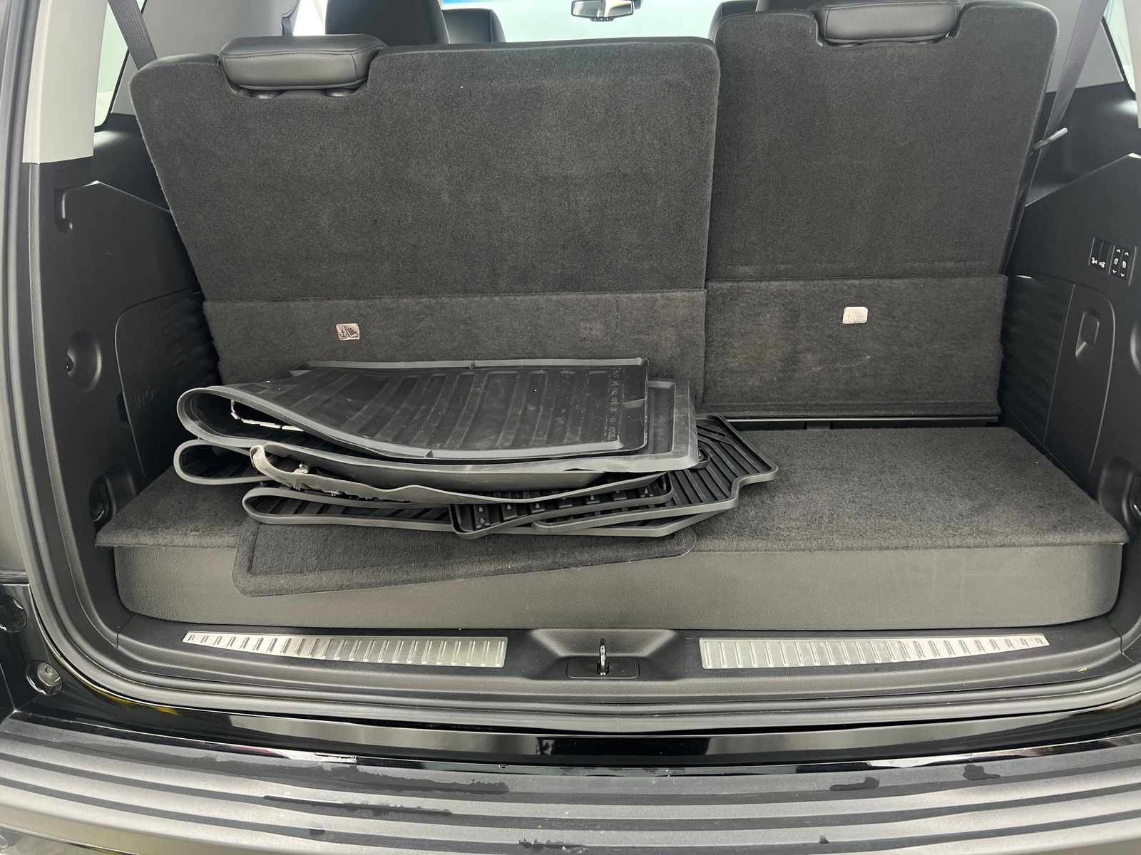 Thumbnail: 2016 Cadillac Escalade - 6