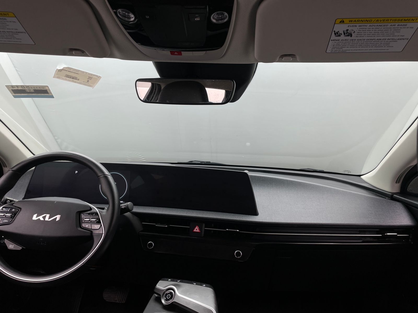 Thumbnail: 2023 Kia EV6 - 2