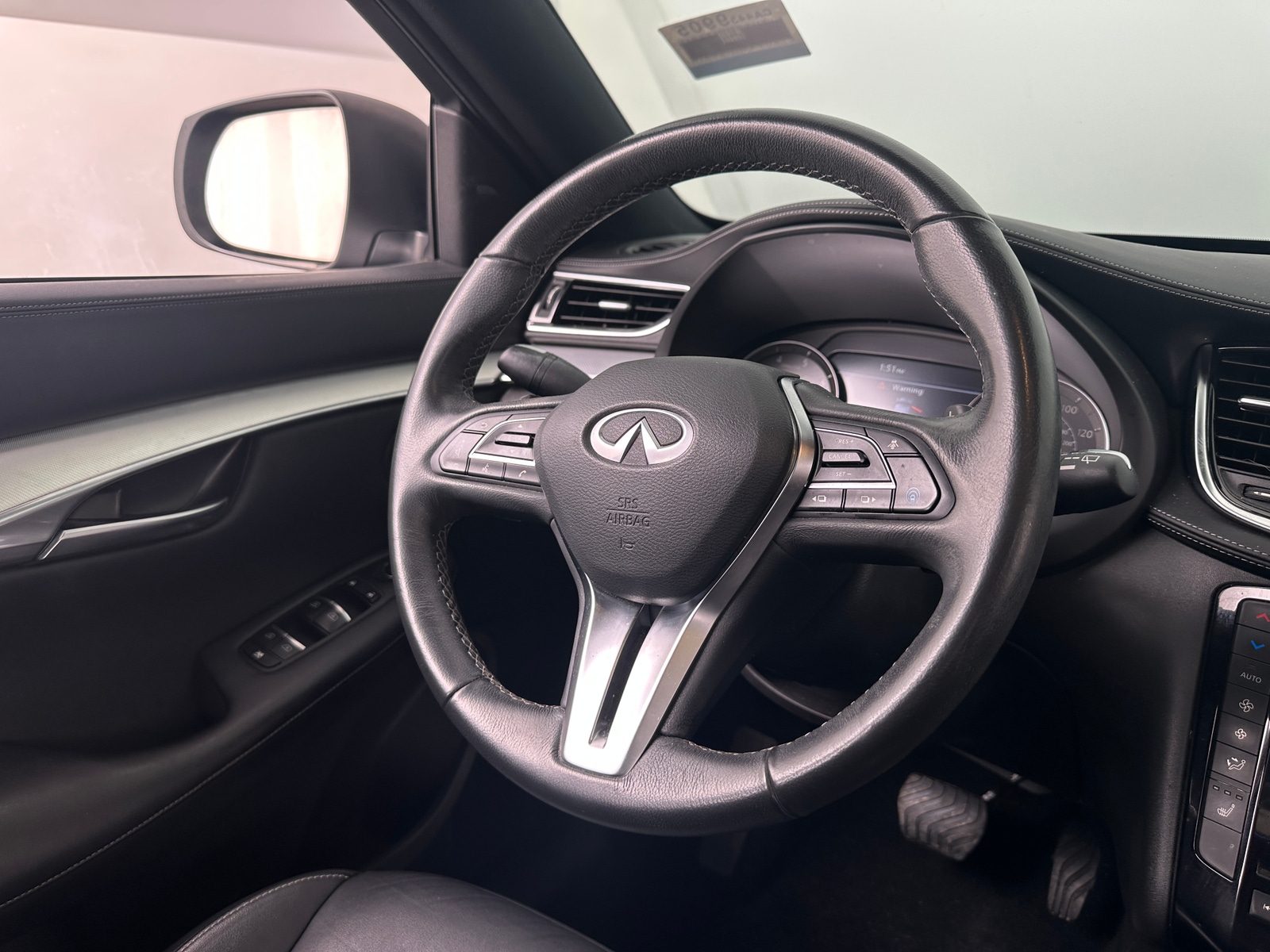 Thumbnail: 2021 INFINITI QX50 - 4