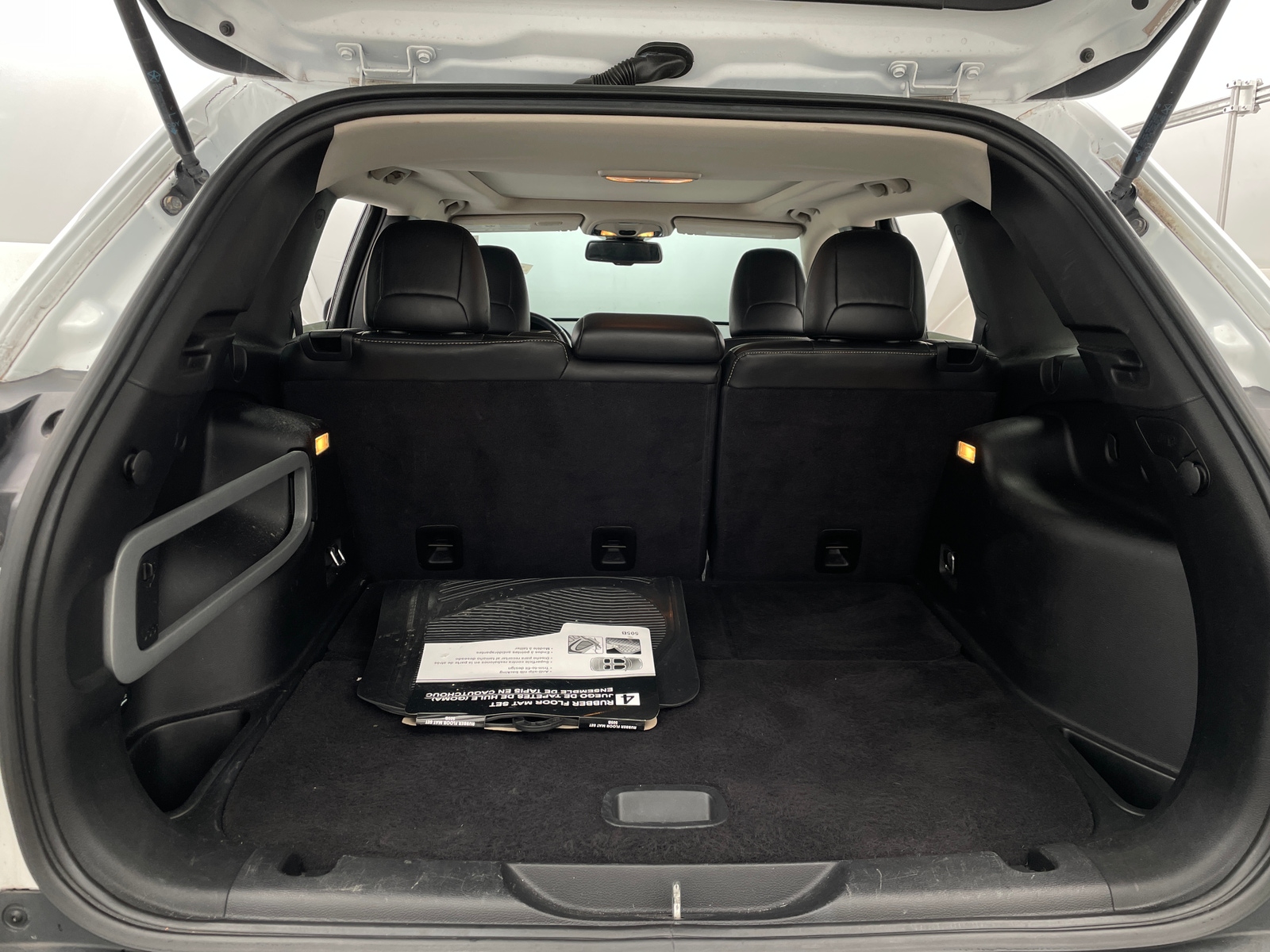 Thumbnail: 2014 Jeep Cherokee - 6