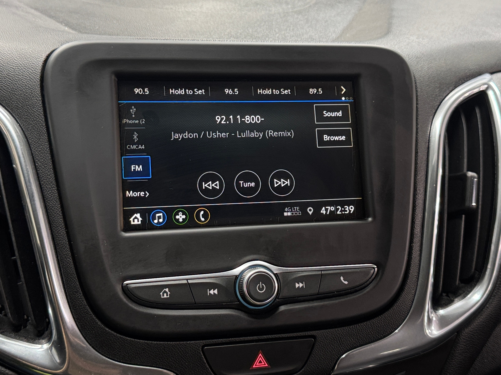 Thumbnail: 2019 Chevrolet Equinox - 4