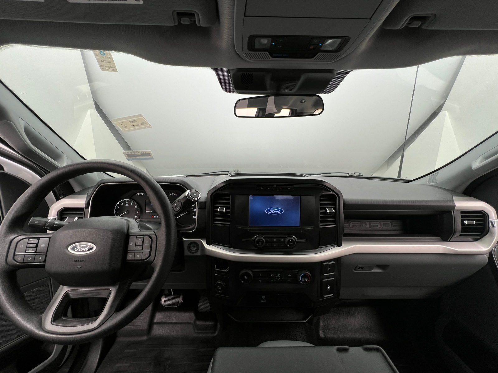 Thumbnail: 2022 Ford Econoline - 3