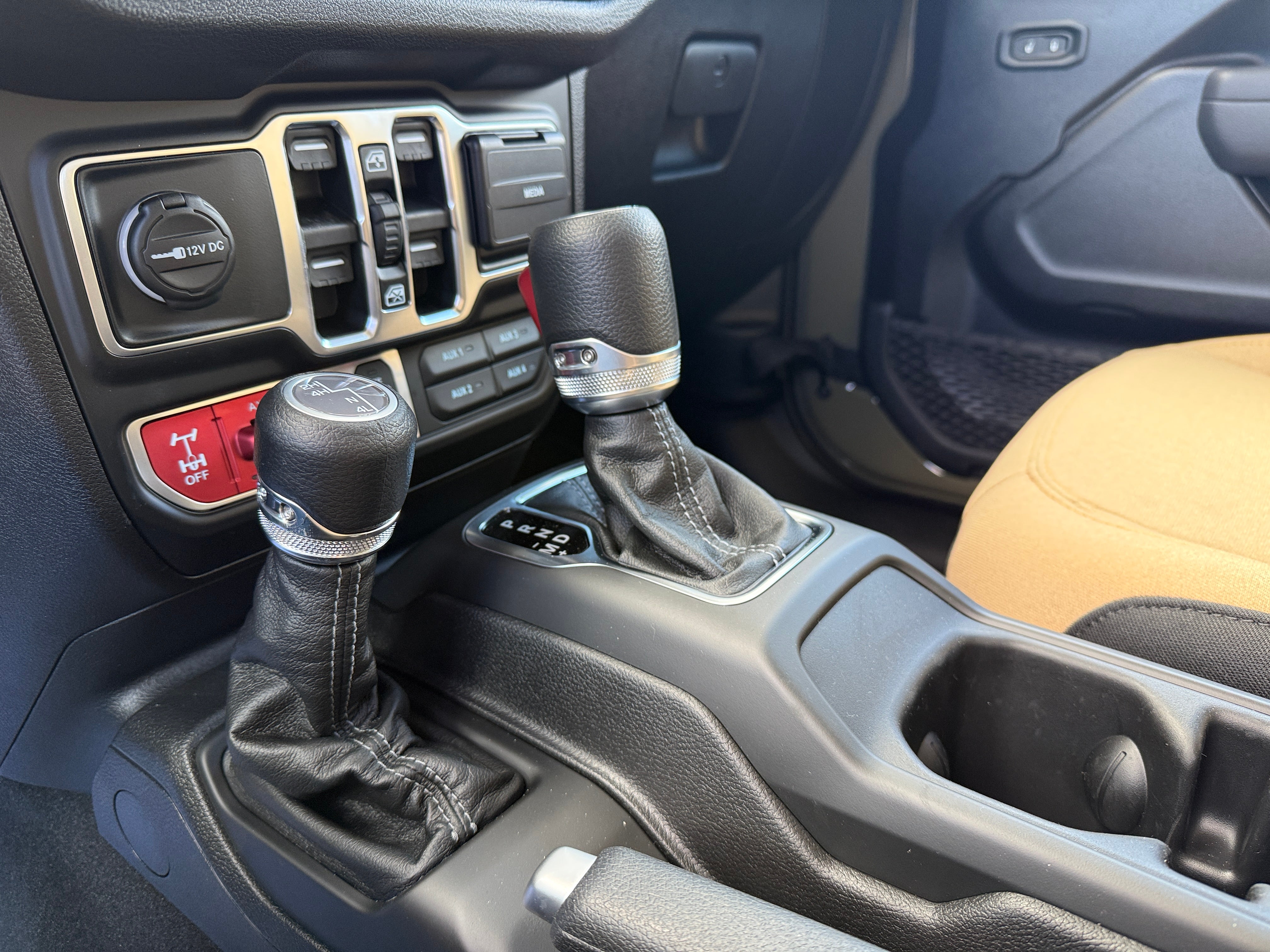 2026 Jeep Wrangler 4-Door Willys 41 - Photo 2