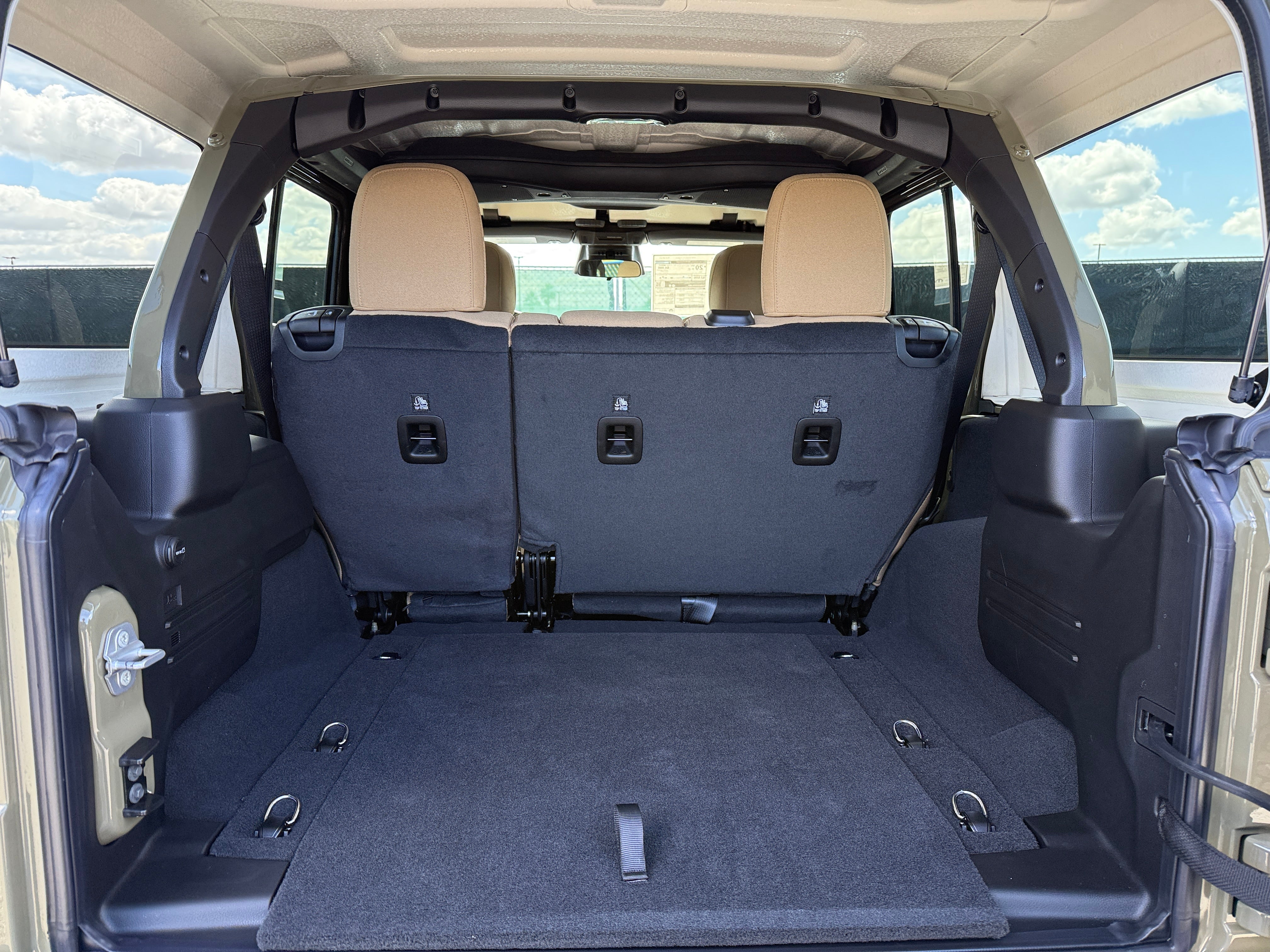 2026 Jeep Wrangler 4-Door Willys 41 - Photo 9