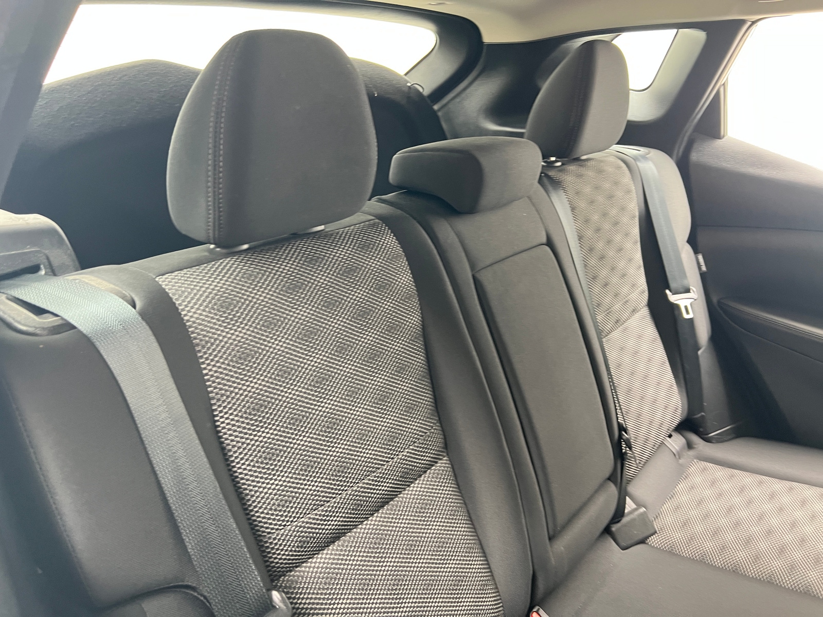 Thumbnail: 2021 Nissan Rogue Sport - 6