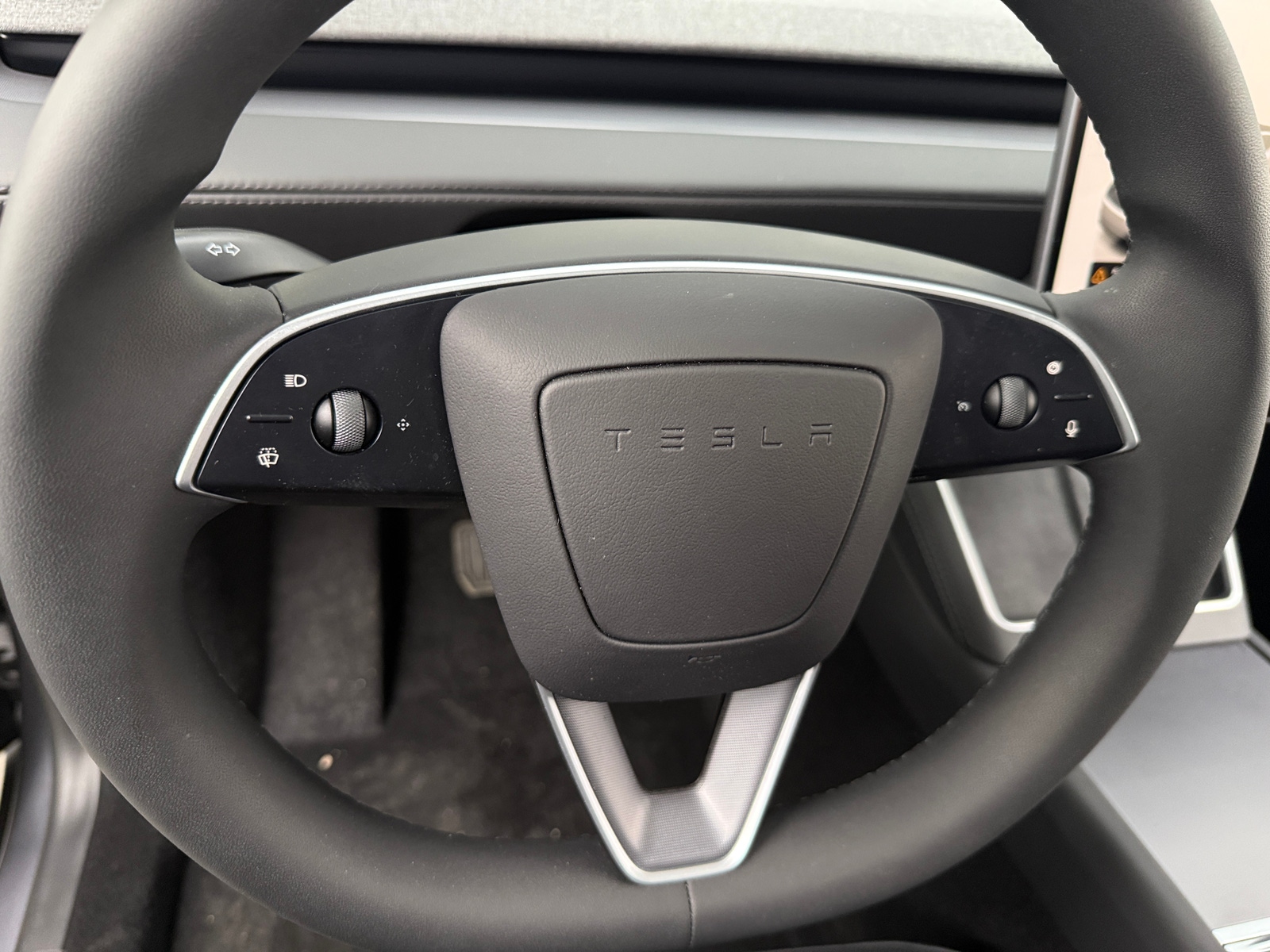 Thumbnail: 2026 Tesla Model Y - 4