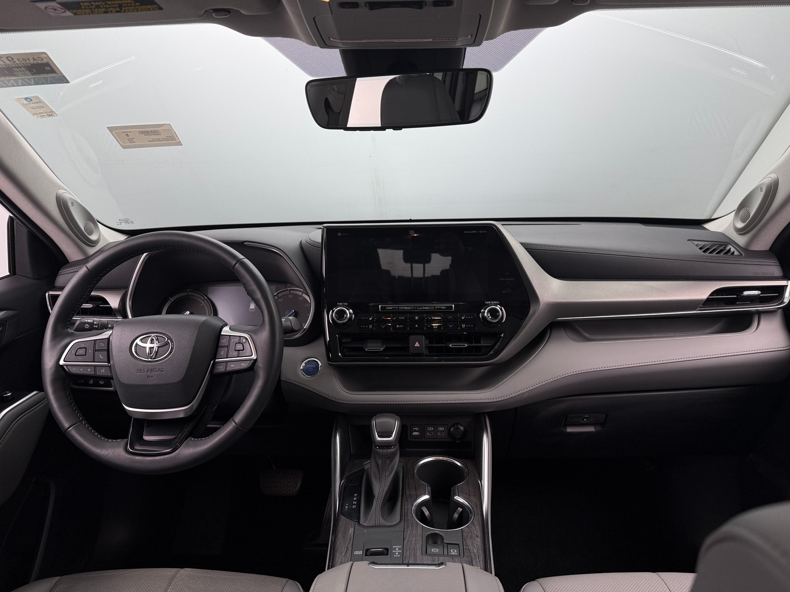 Thumbnail: 2022 Toyota Highlander - 2