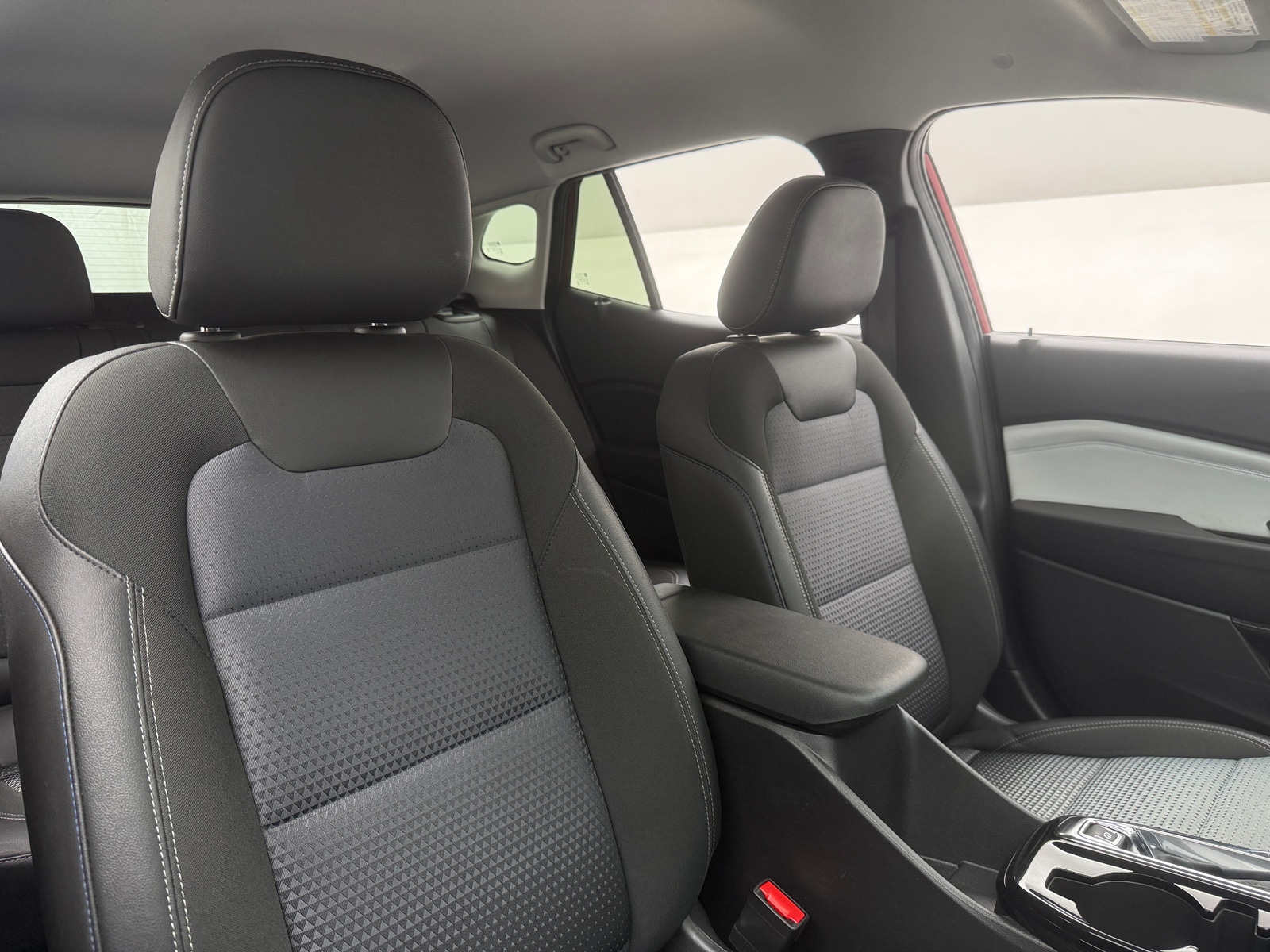 Thumbnail: 2025 Chevrolet Trax - 2