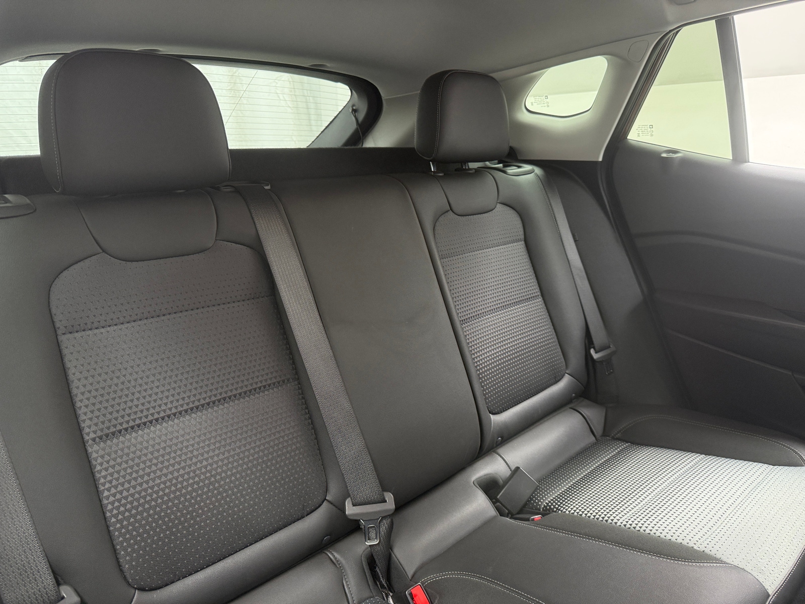 Thumbnail: 2025 Chevrolet Trax - 6