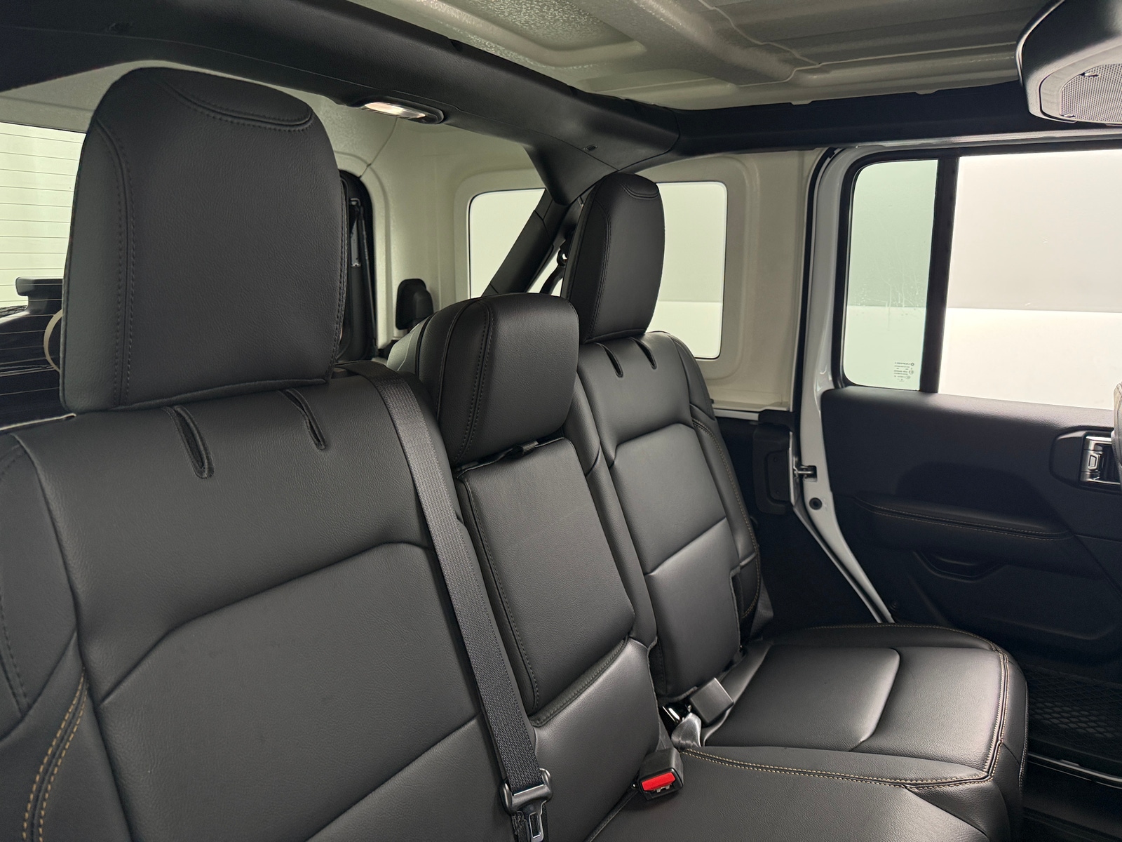 Thumbnail: 2026 Jeep Wrangler - 5